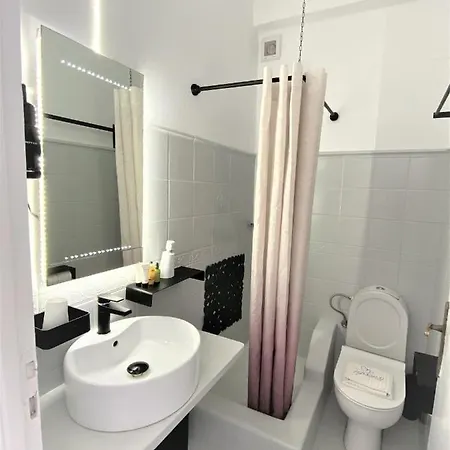 Apart Otel Apsenti Couples Only