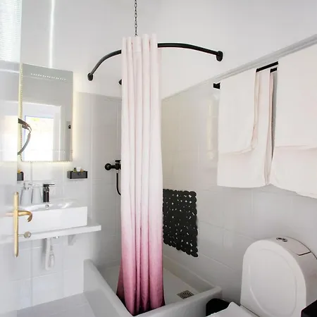 Apart Otel Apsenti Couples Only 4*