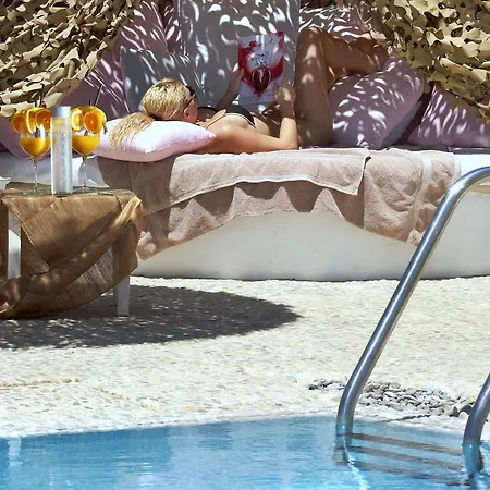 Apart Otel Apsenti Couples Only