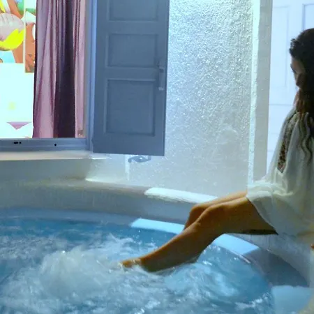 Apsenti Couples Only