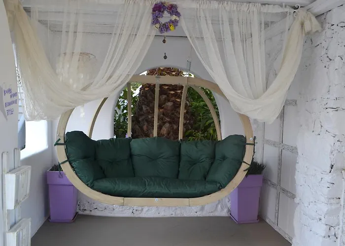 Apart Otel Apsenti Couples Only Agios Ioannis Diakoftis