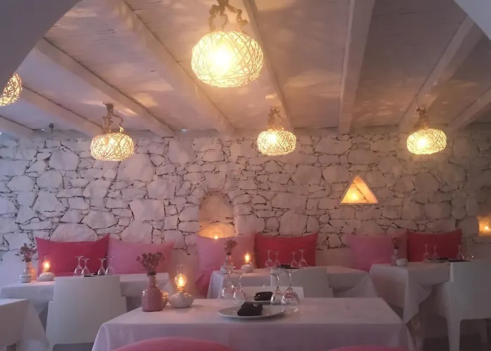 Apart Otel Apsenti Couples Only