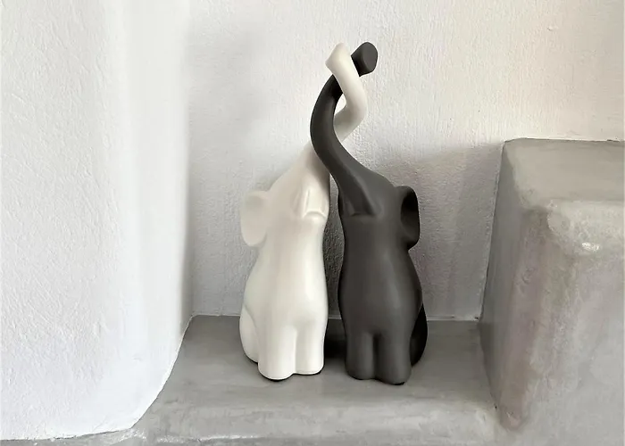 Apsenti Couples Only 公寓式酒店